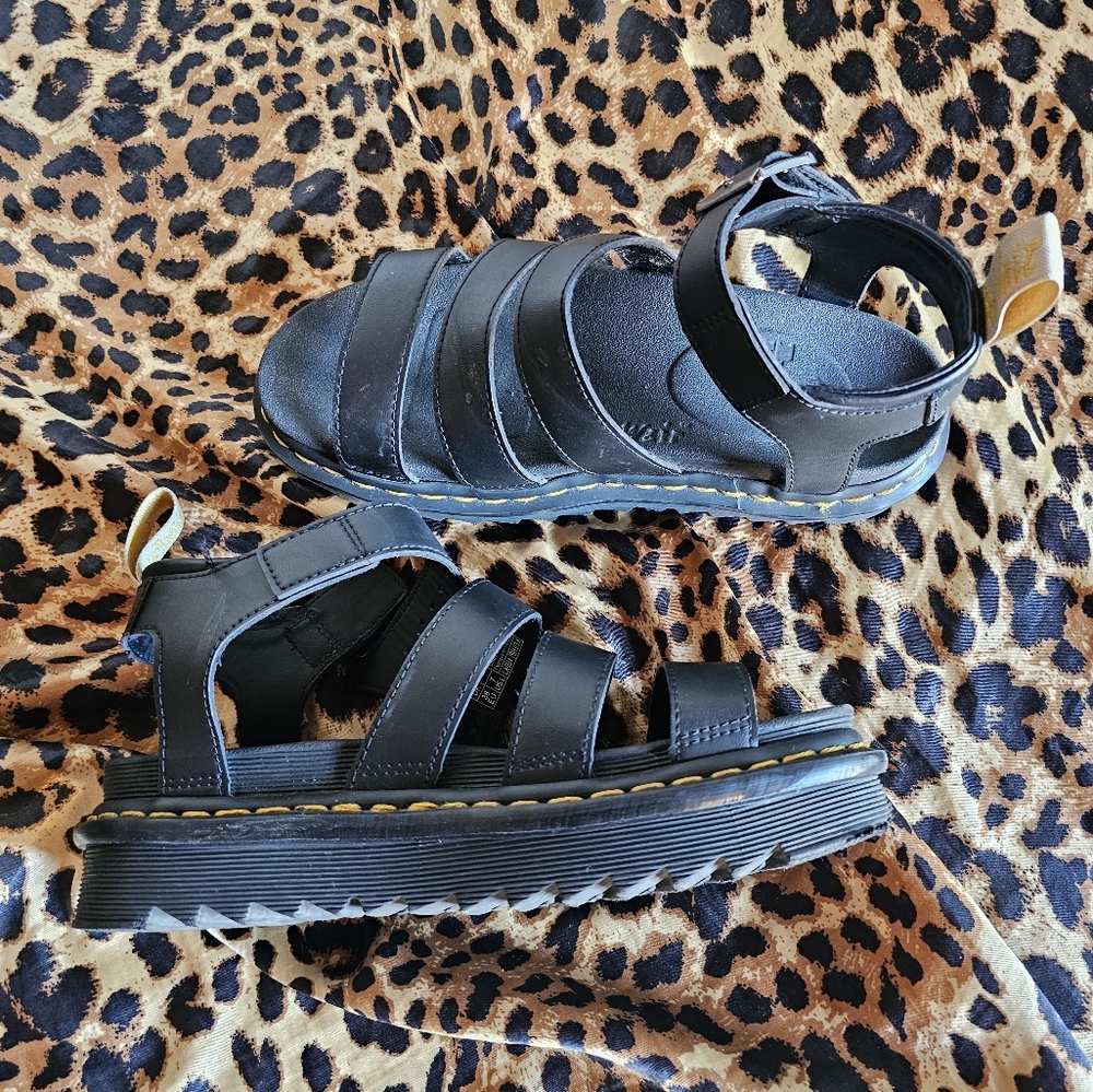 Doc Marten's Blaire Platform Sandals Black size 8